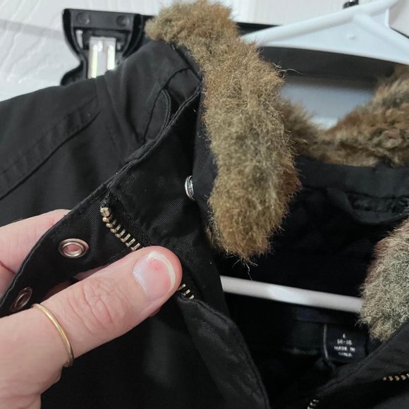 Lands' End Women's Winter Parka (Jacket), Black, Large - Picture 4 of 8